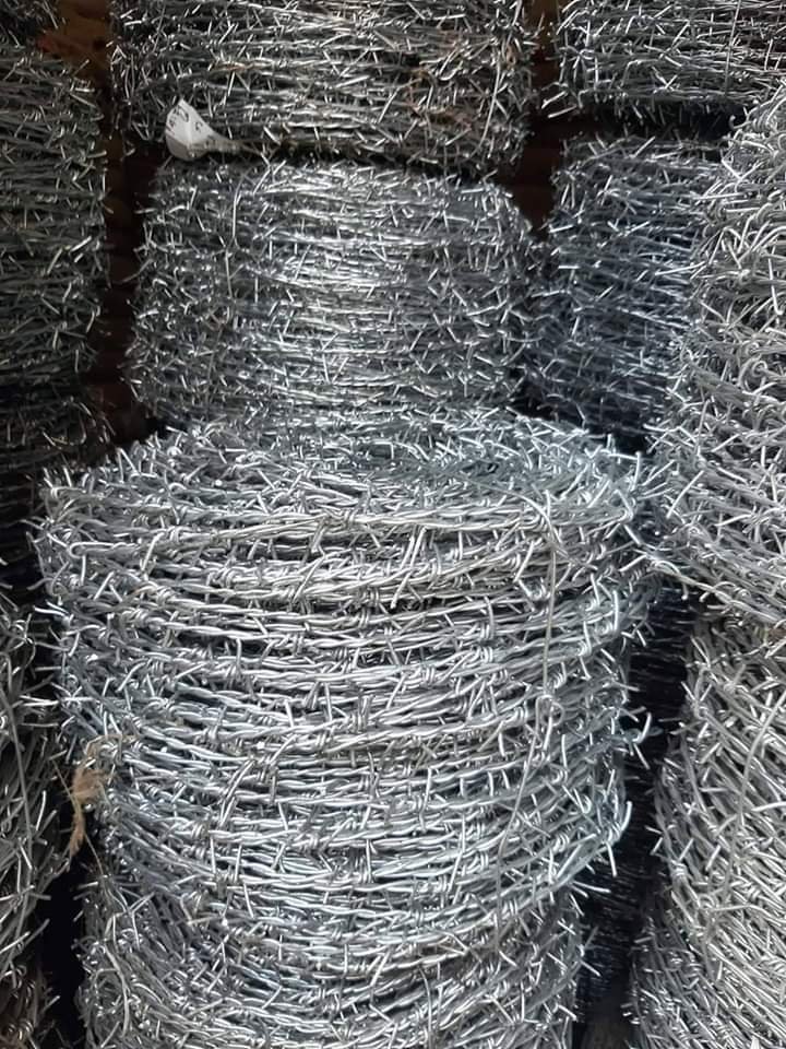 কীভাবে সঠিক ফেন্সিং তার নির্বাচন করবেন